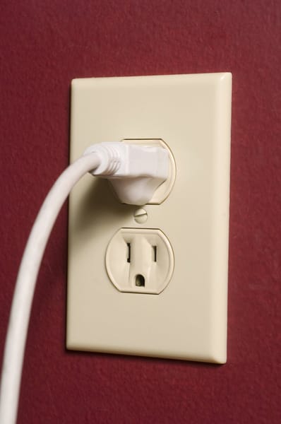 3-prong plug in a 3-prong outlet